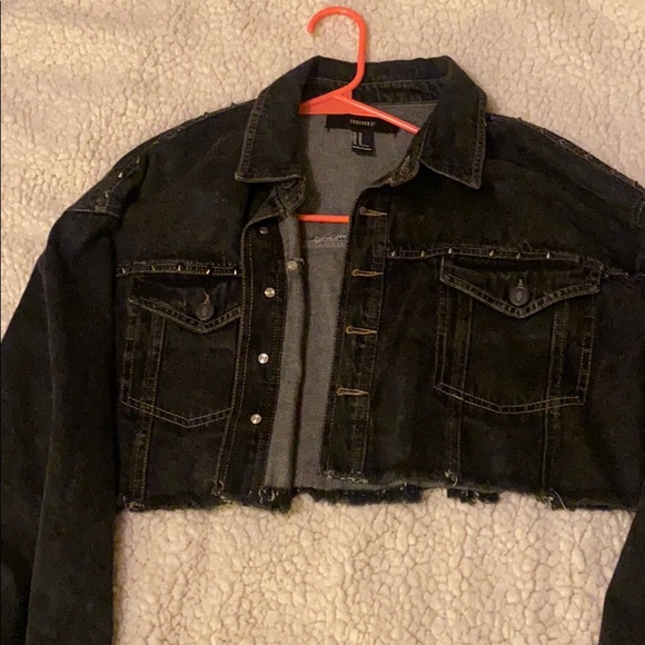 Forever 21 Jackets & Blazers - Crop black denim jacket